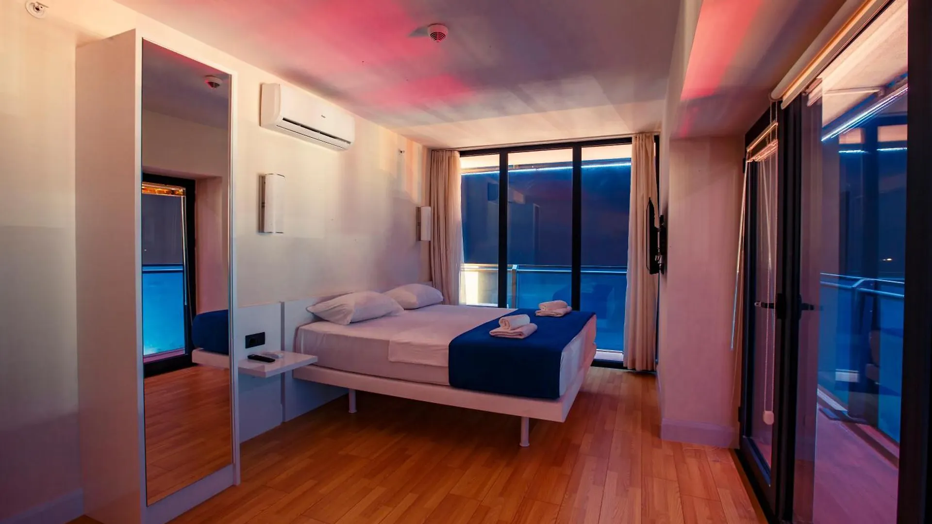 Orbi City Center Suites 巴统 公寓